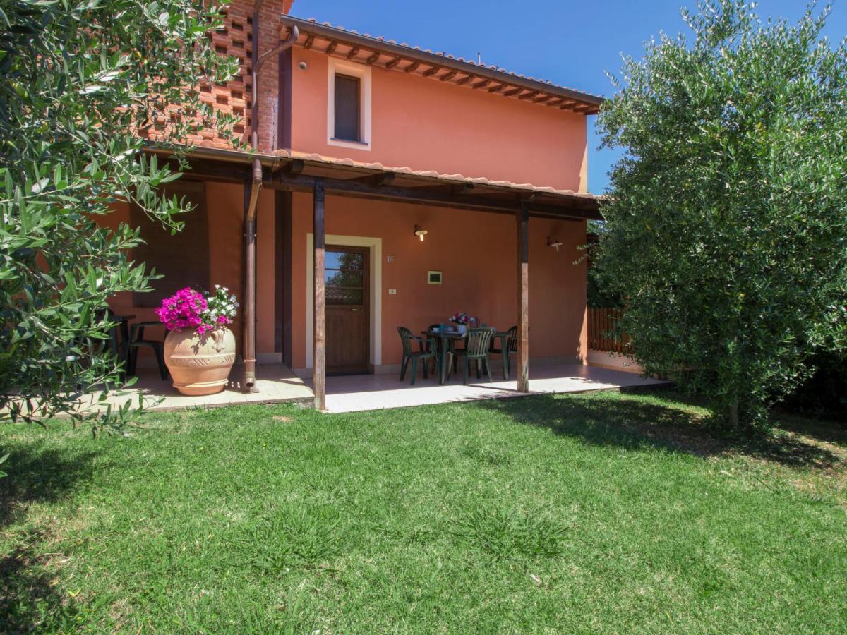 Apartment Trilocale By Interhome Orentano Bagian luar foto
